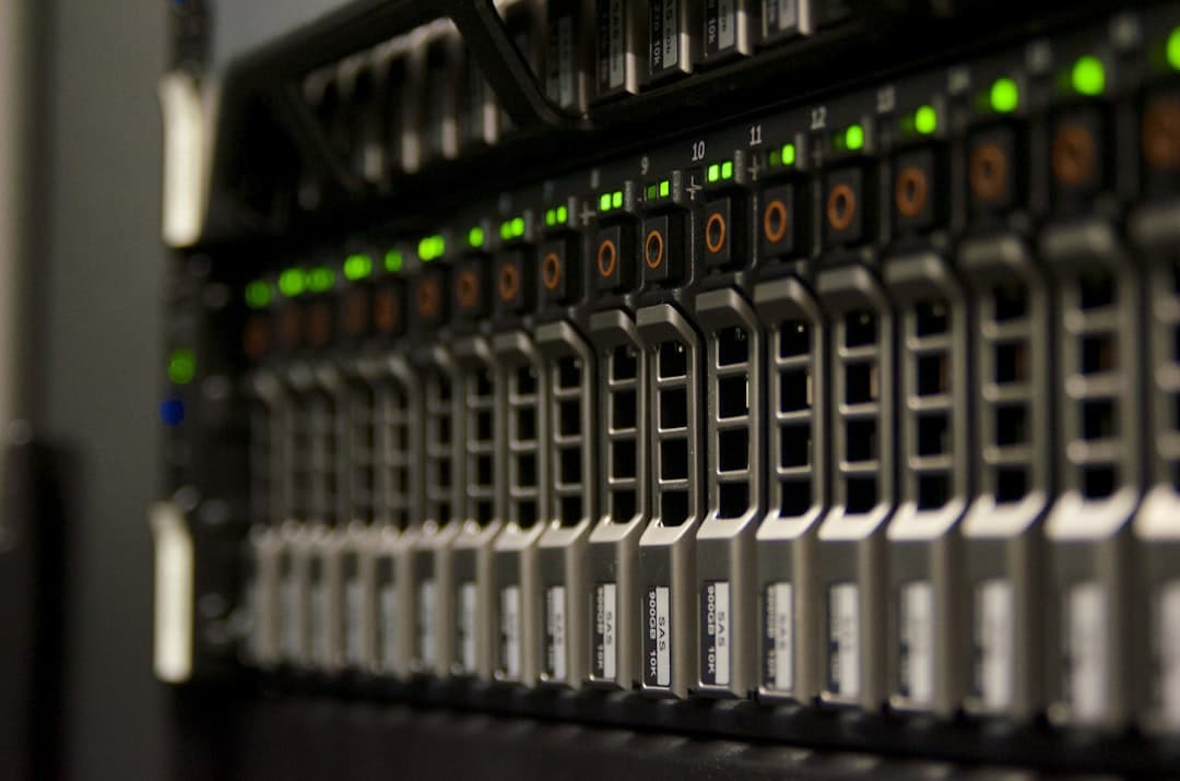 Self-hosting czy chmura: co wybrać dla systemu firmowego w 2026?